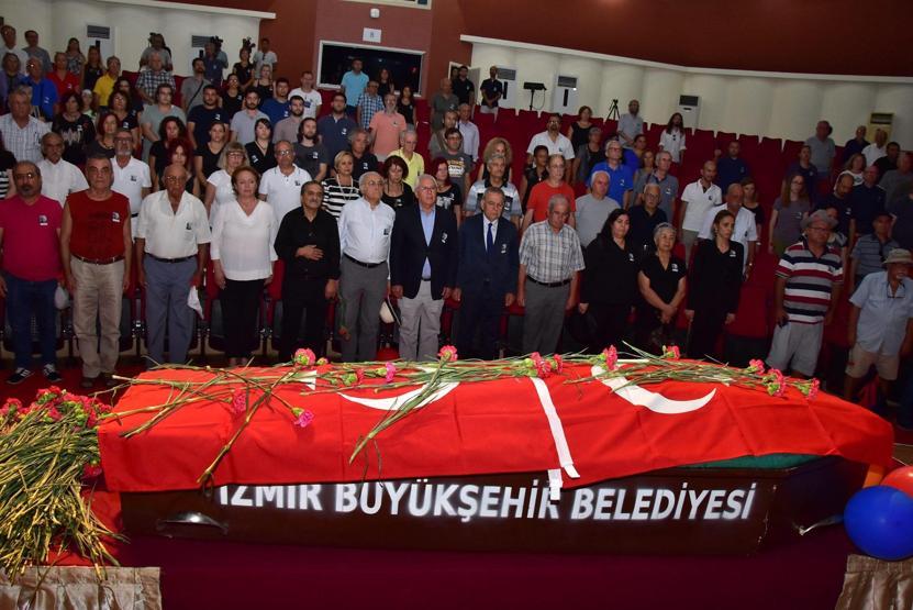 Muzaffer İzgü’ye saygı töreni düzenlendi
