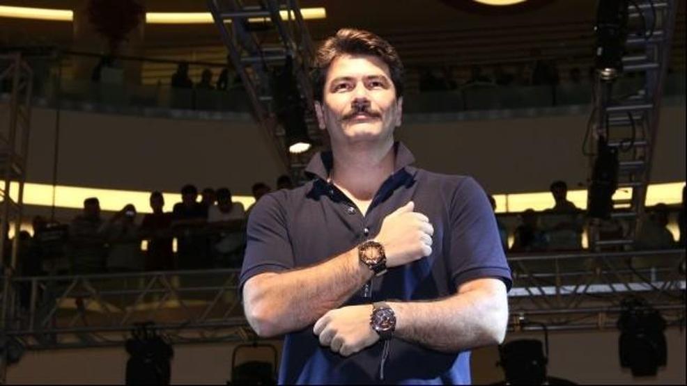 Vatan Şaşmaz 3 gün önce Filiz Aker’in yeğeniyle eğlenmiş