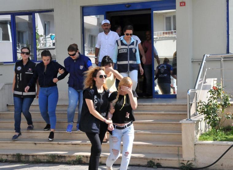 Yalovada büyük fuhuş operasyonu: 73 gözaltı