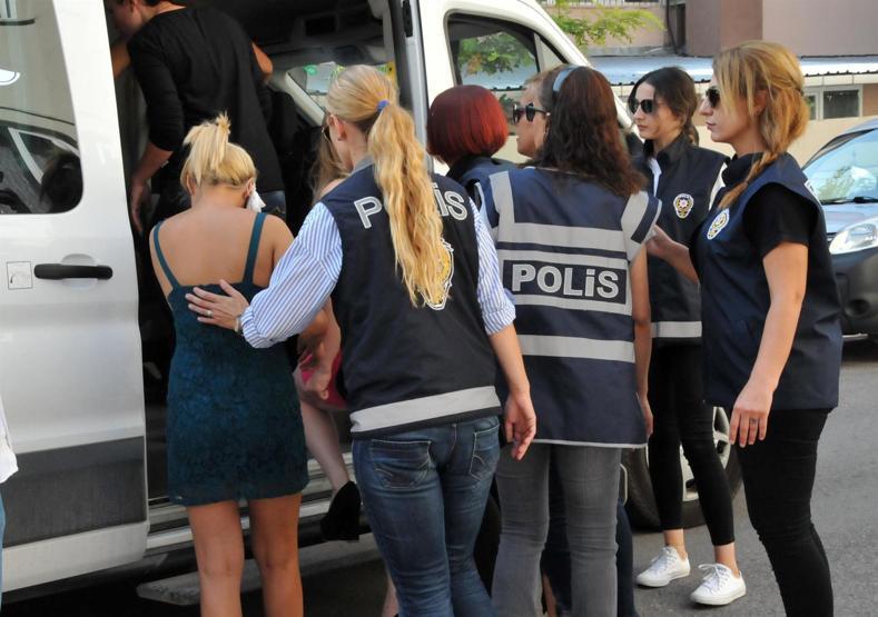 Yalovada büyük fuhuş operasyonu: 73 gözaltı