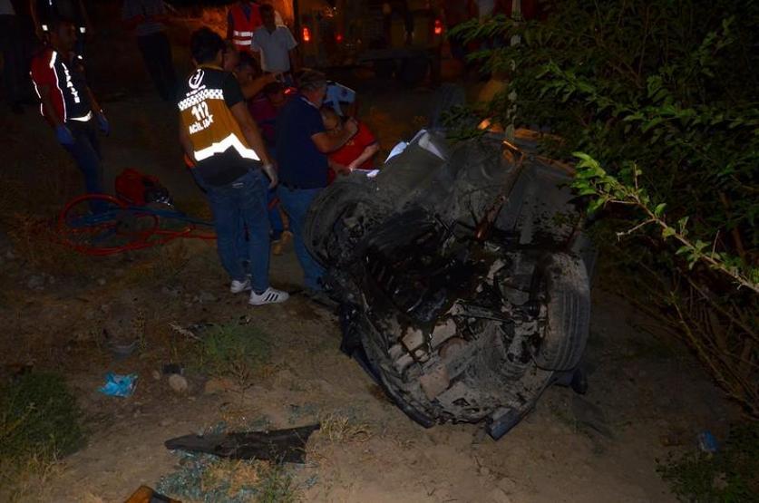 Osmancıkta korkunç kaza.. Kafa kafaya çarpıştılar: 3 ölü, 4 yaralı