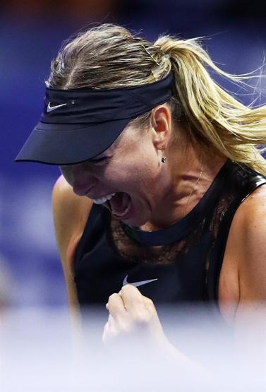 Maria Sharapovanın dönüşü muhteşem oldu