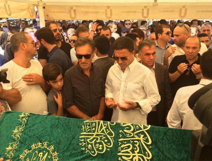 Vatan Şaşmaz son yolculuğuna uğurlandı