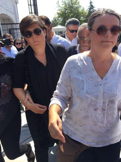 Vatan Şaşmaz son yolculuğuna uğurlandı