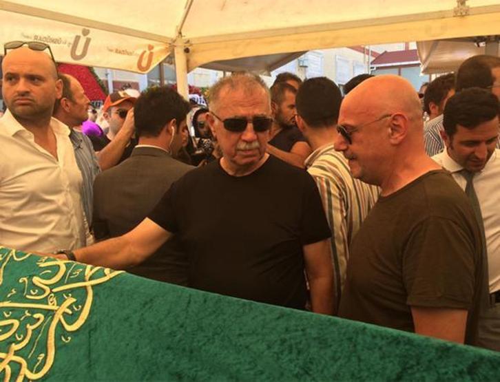 Vatan Şaşmaz son yolculuğuna uğurlandı