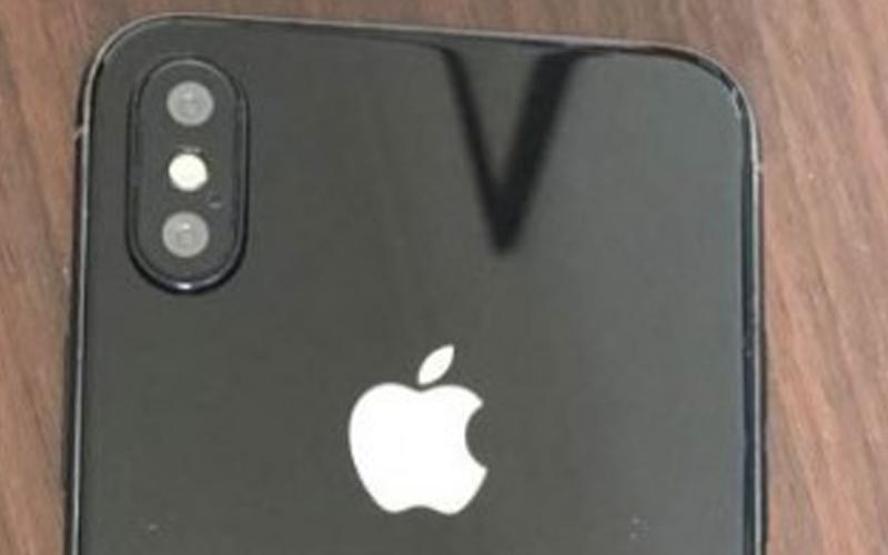 İşte yeni iPhoneların özellikleri: Touch ID özelliği artık olmayacak
