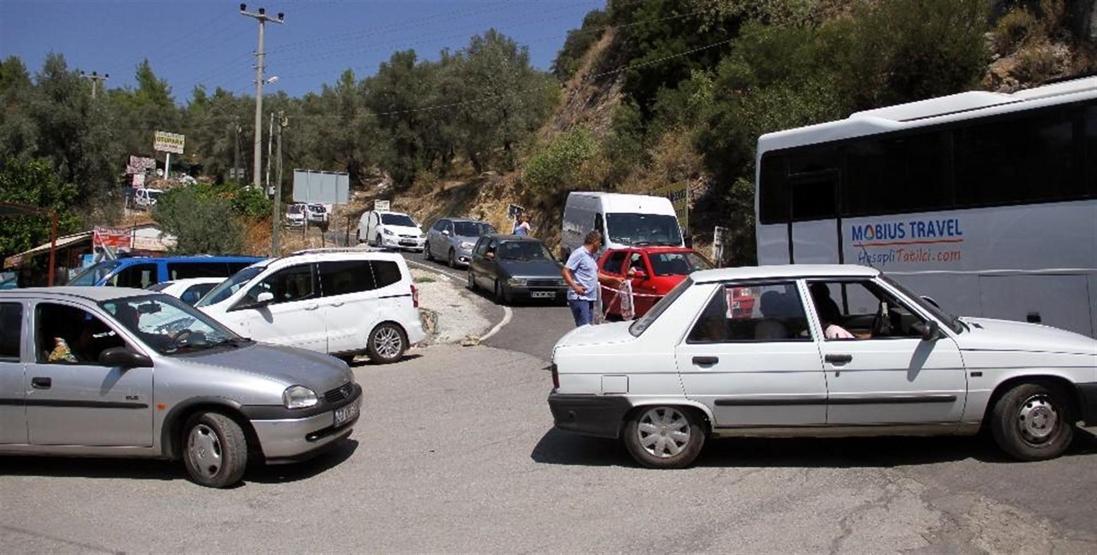 İğne atsan yere düşmez: Saklıkent Kanyonu