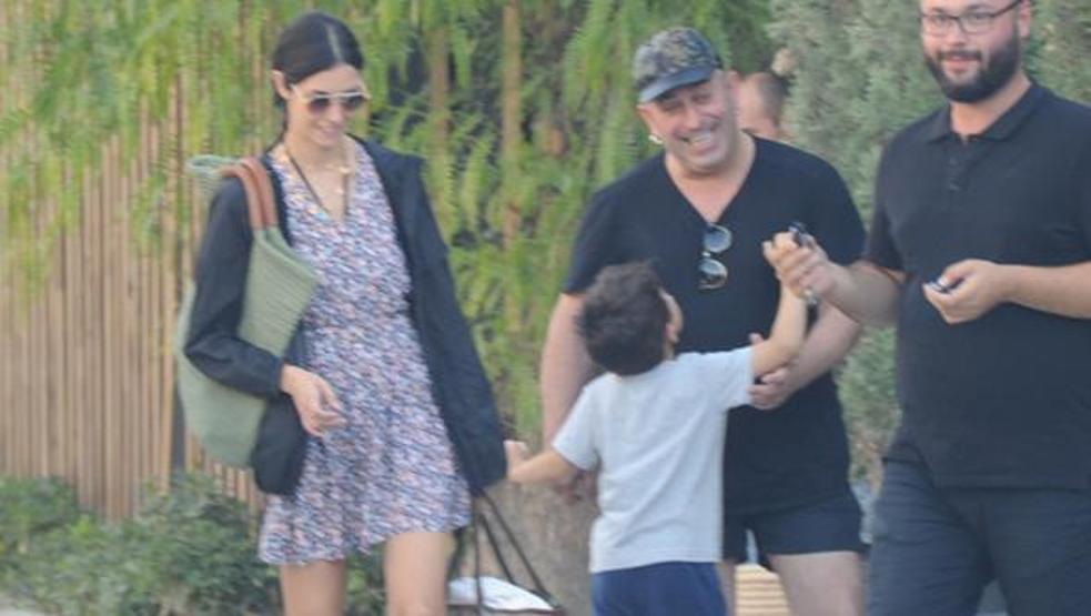 Arif v 216 filminin çekimleri bitti, soluğu oğlunun yanında aldı