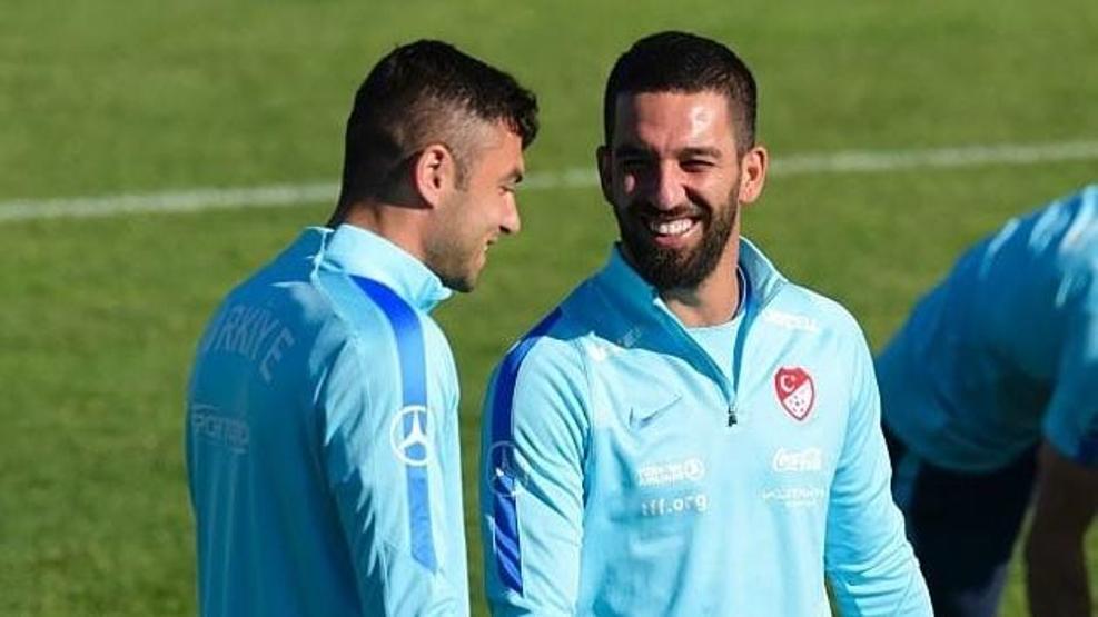 Burak Yılmaz ve Lucescu basın toplantısı düzenledi