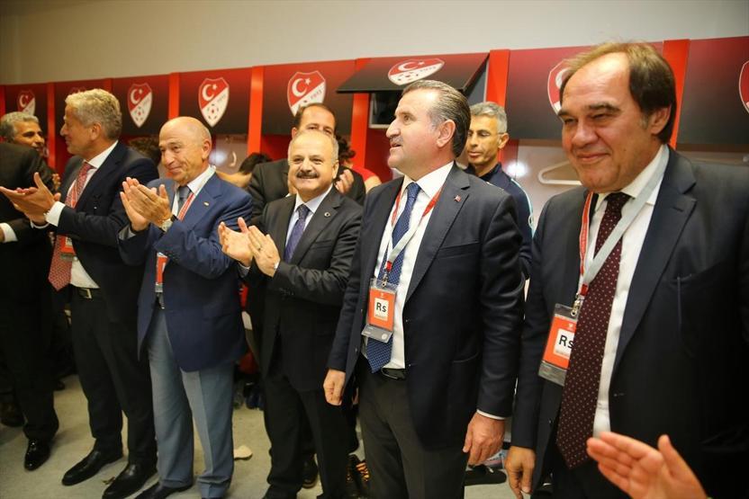 Spor Bakanı Osman Aşkın Bak: Türkler bitti demeden hiçbir şey bitmez