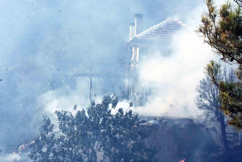 Son dakika... Muğlada yangın dehşeti... Evler kül oldu