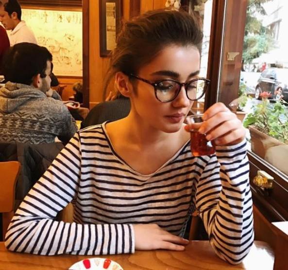 Ver Elini Aşkın Ayperisi Sevda Erginci kimdir