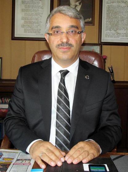 MEB İl Müdürünün makamında Atatürk portresi yok önergesi