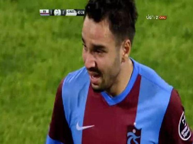 Volkan Şen ağlayarak gitmişti, omuzlarda döndü
