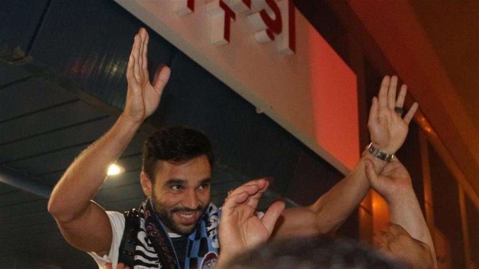Volkan Şen ağlayarak gitmişti, omuzlarda döndü