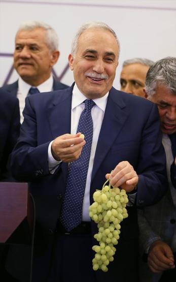Ahmet Eşref Fakıbaba: Ayrandan sonra içeceğim üzüm suyu