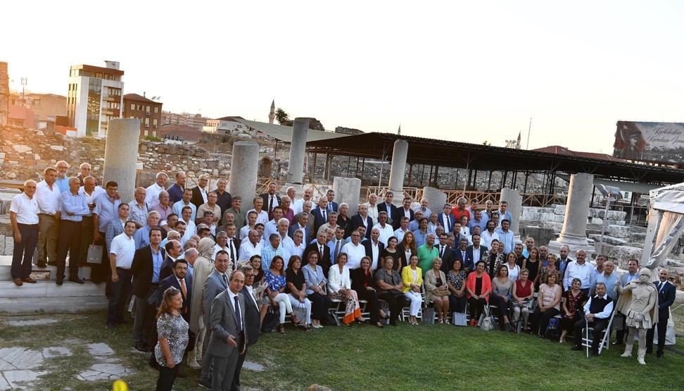 1500 yıl sonra bir ilk Roma dönemi giysileri giymiş canlı mankenler karşıladı