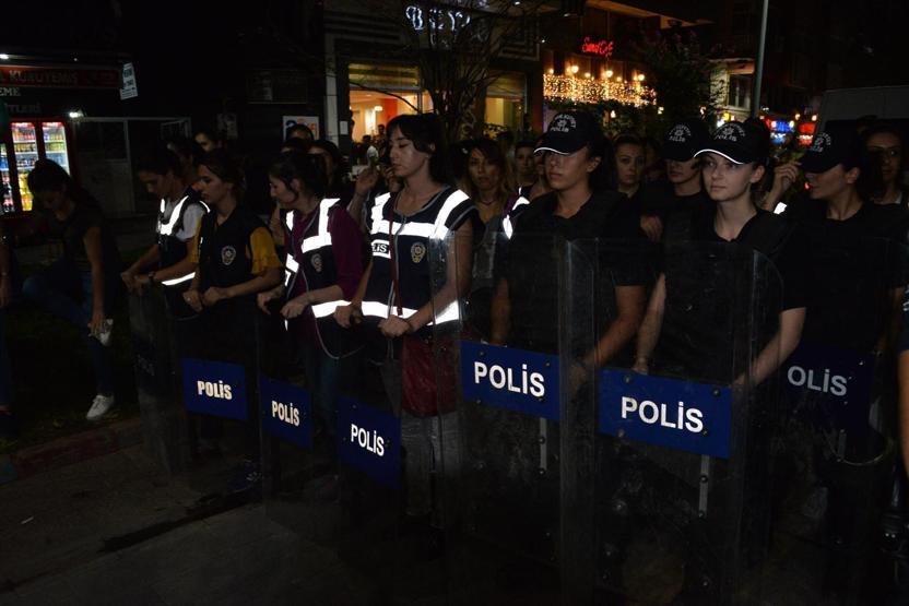 Polis müdürü ile HDPli vekil arasında ilginç diyalog