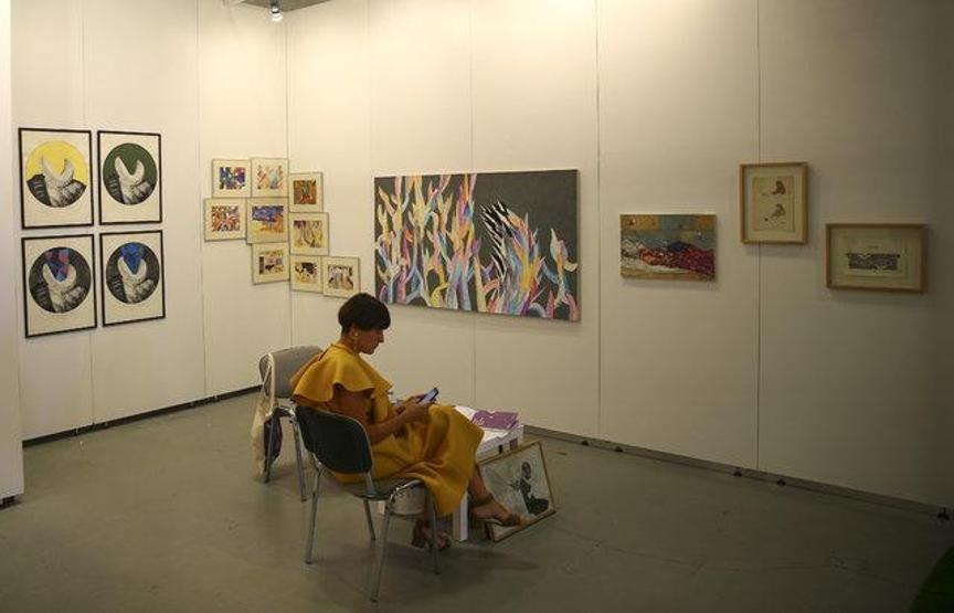 Contemporary Istanbul ünlü akımına uğradı
