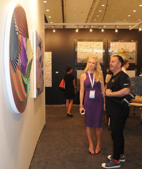 Contemporary Istanbul ünlü akımına uğradı