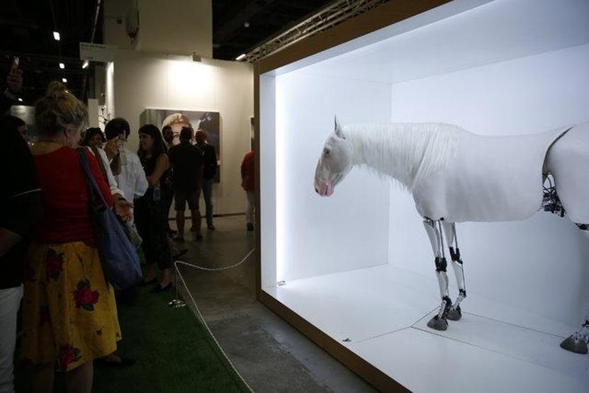 Contemporary Istanbul ünlü akımına uğradı
