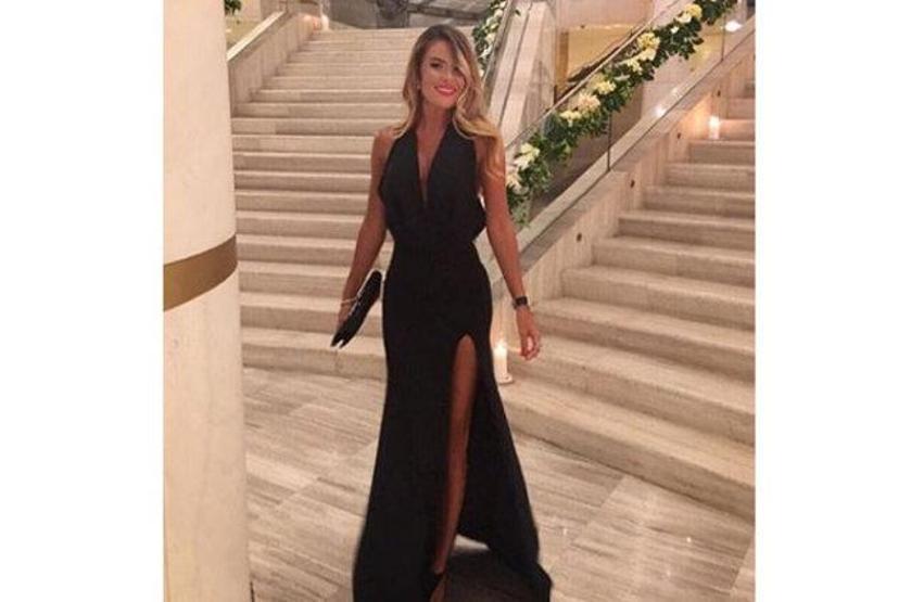 Özlem Yıldız photoshop kurbanı oldu