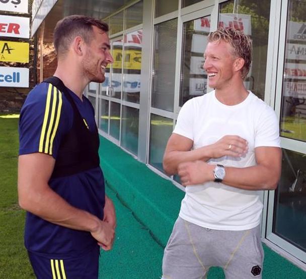 Kuyt ve Meireles Samandırada