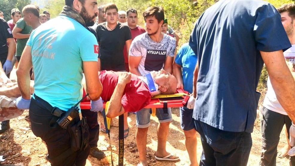 Antalyada tur otobüsü şarampole devrildi: 5 ölü, 27 yaralı