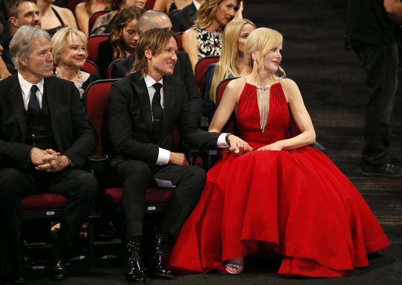 ABDnin televizyon Oscarları Emmy Ödülleri sahiplerini buldu