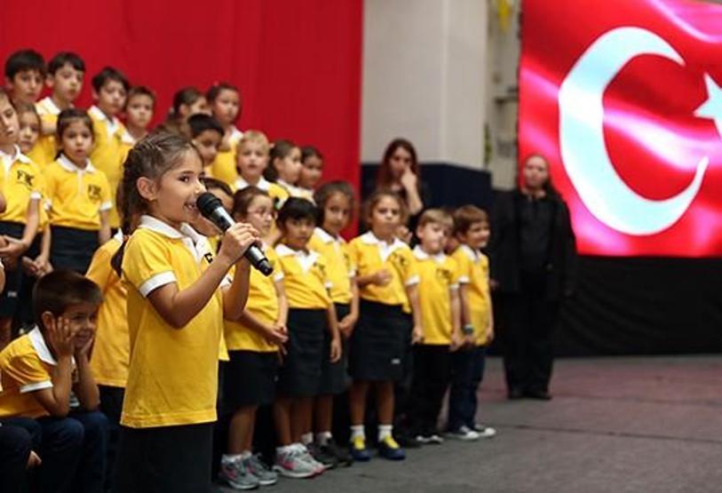 Fenerbahçeli minikler için ilk ders zili çaldı