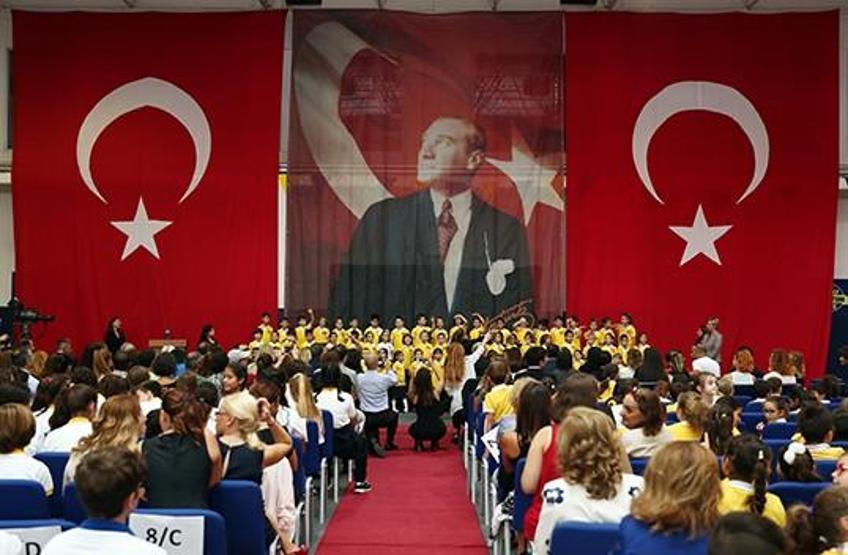 Fenerbahçeli minikler için ilk ders zili çaldı