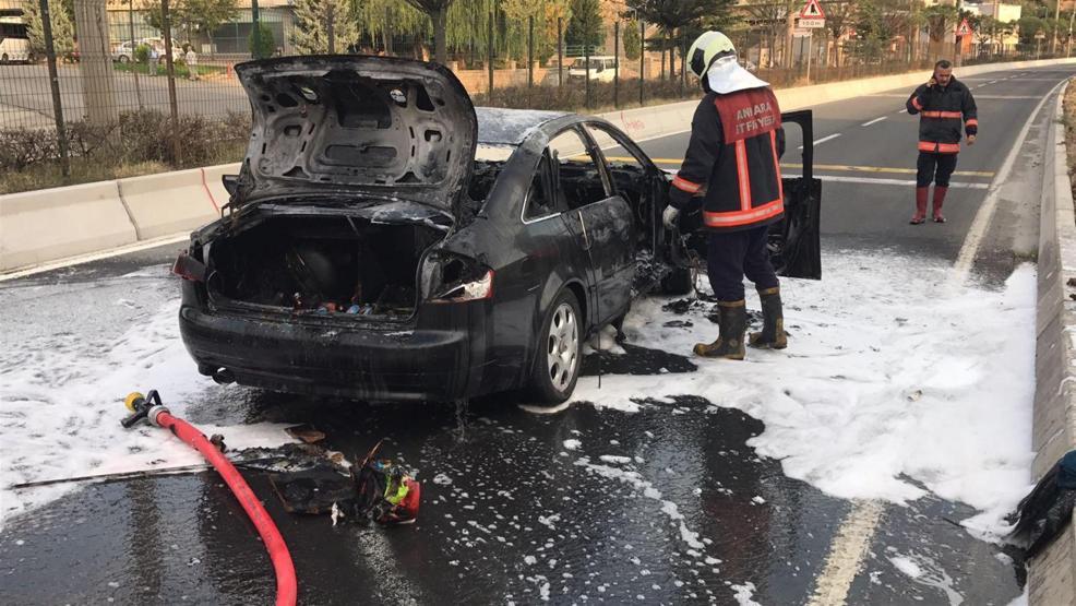 Tüp taktırılan lüks otomobil hareket halindeyken alev topuna döndü