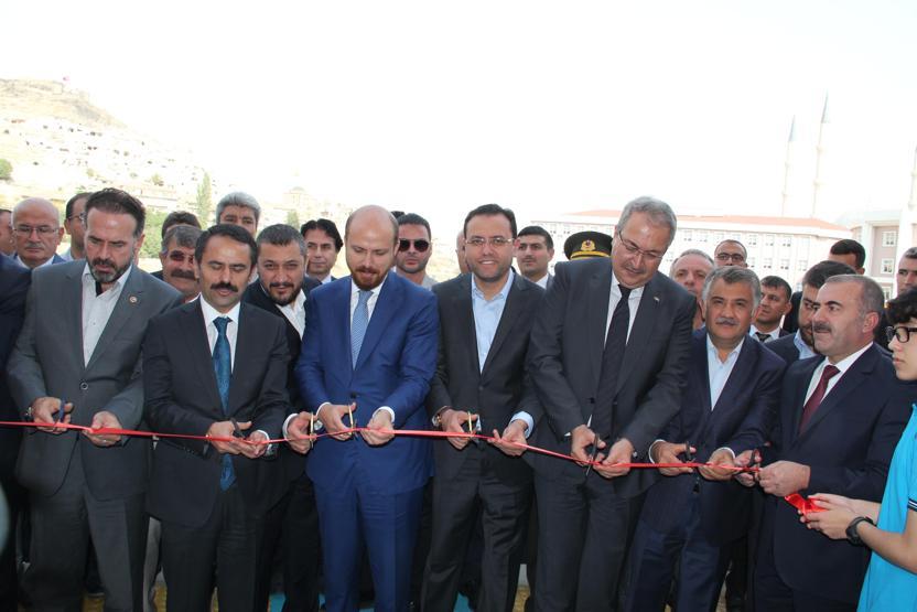 Bilal Erdoğan, babasının isminin verildiği okulu açtı