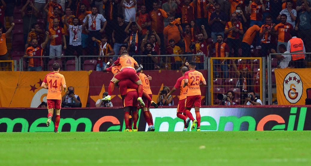 Galatasaray 2017-2018 sezonunda para basıyor
