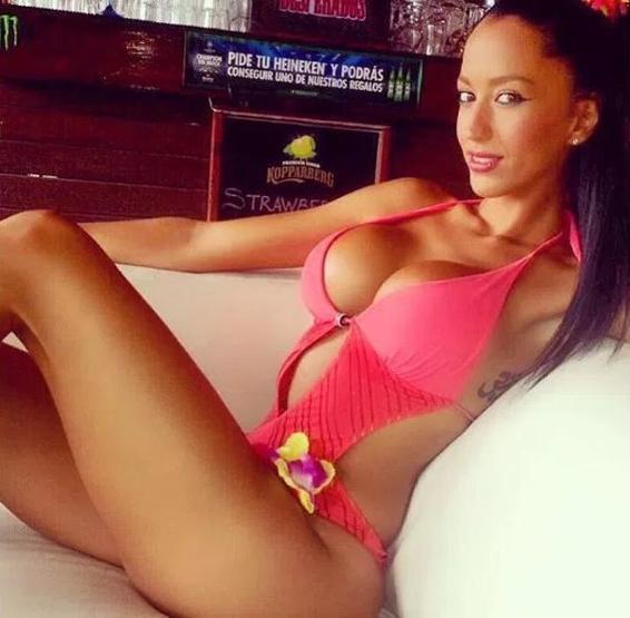 Aurah Ruiz Instagramı salladı