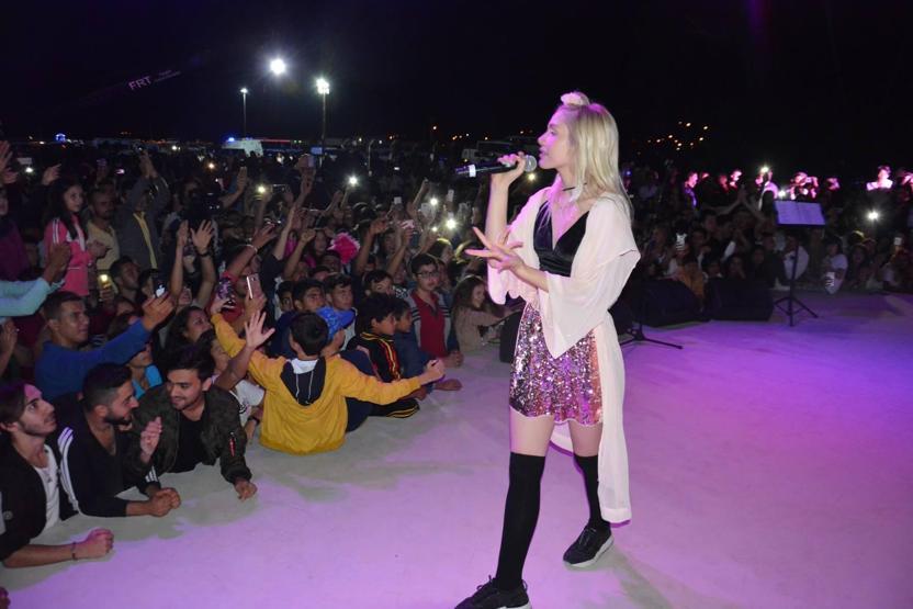 Aleyna Tilki konserde sahneyi terk etti