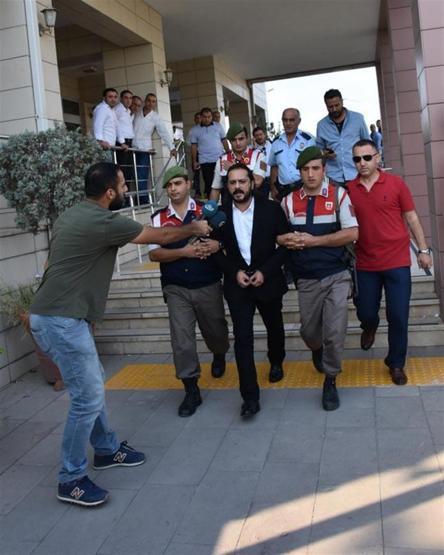 Emrah Serbes cezaevine böyle götürüldü