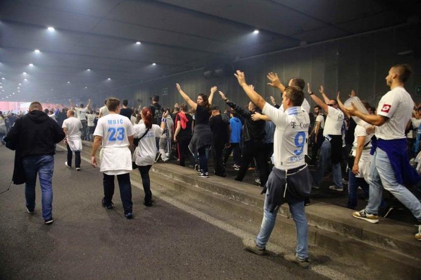 Hırvat taraftarlar Milanoyu yaktı, yıktı, yetmedi bunu da yaptı