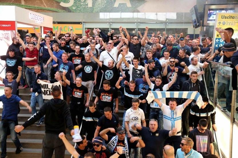 Hırvat taraftarlar Milanoyu yaktı, yıktı, yetmedi bunu da yaptı