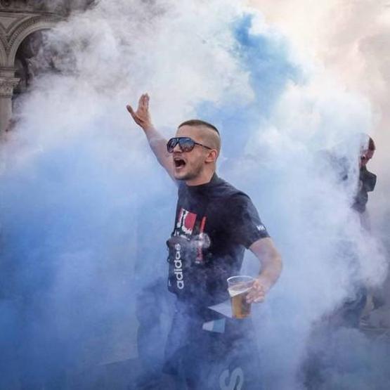 Hırvat taraftarlar Milanoyu yaktı, yıktı, yetmedi bunu da yaptı