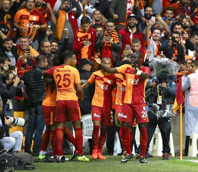 Galatasaray 3-2 Karabükspor / Maç Özeti