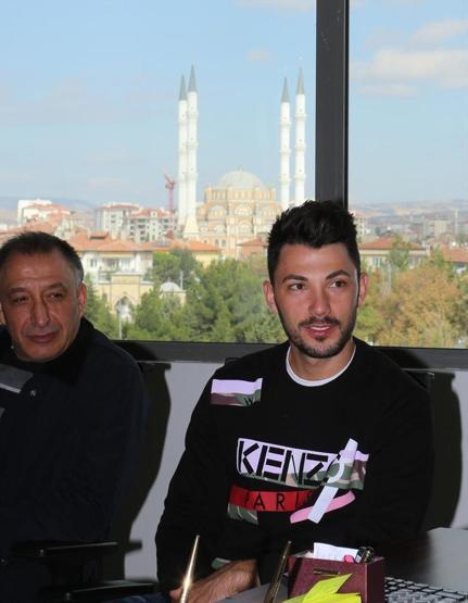 Tolgay Arslan memleketi Çorumda
