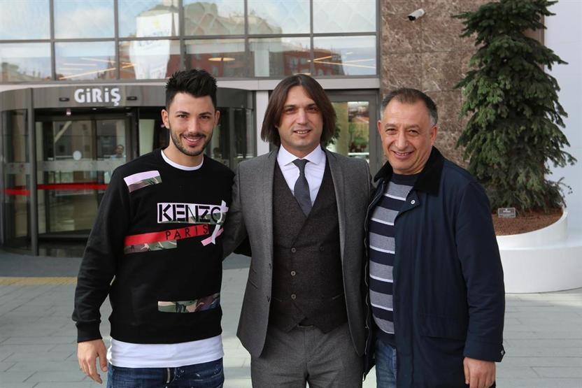 Tolgay Arslan memleketi Çorumda