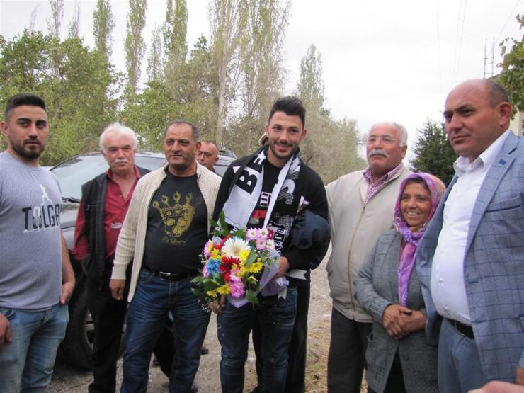 Tolgay Arslan memleketi Çorumda