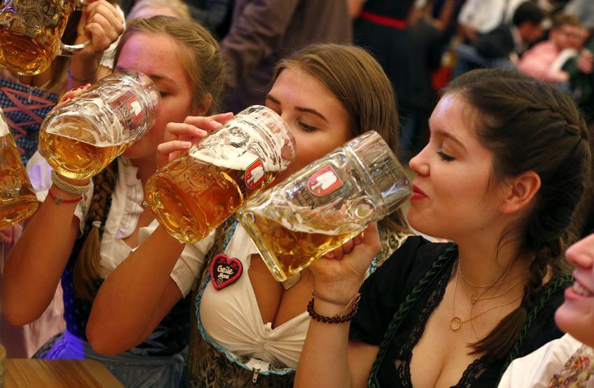 6.2 milyon kişi katıldı 7.5 milyon litre bira içildi