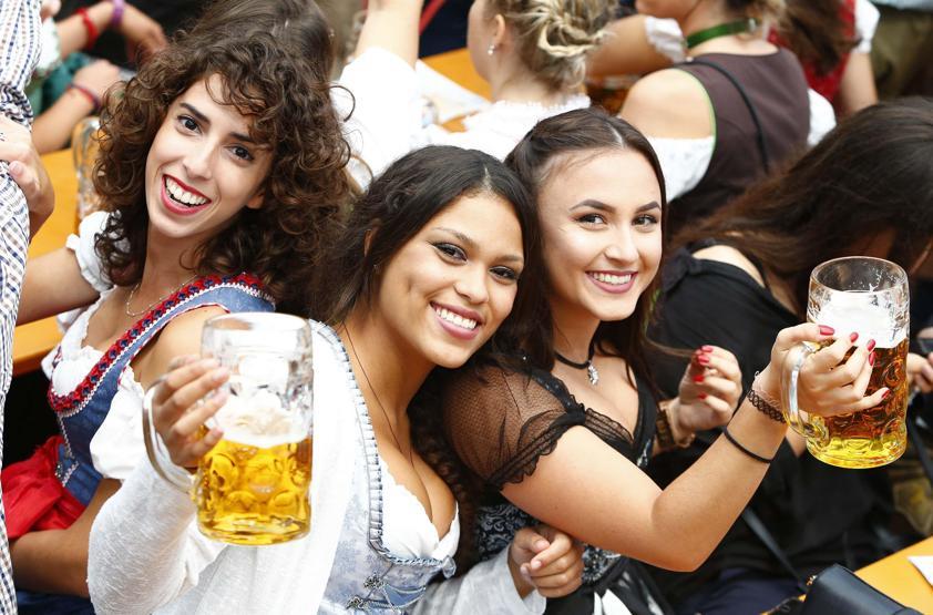 6.2 milyon kişi katıldı 7.5 milyon litre bira içildi