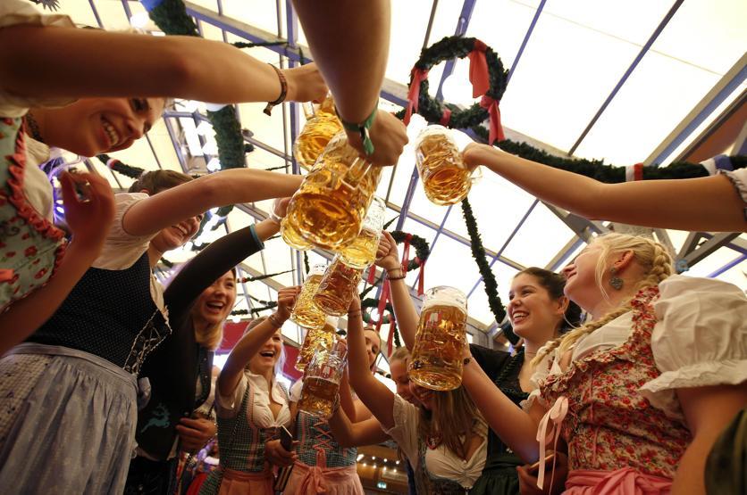 6.2 milyon kişi katıldı 7.5 milyon litre bira içildi