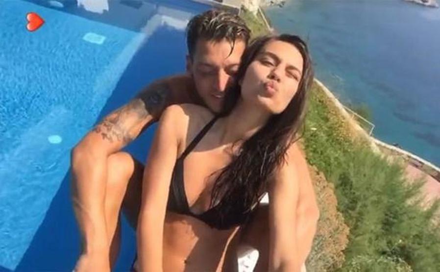 Amine Gülşe ile Tolgahan Sayışman dostluğunu kıskançlık mı bitirdi