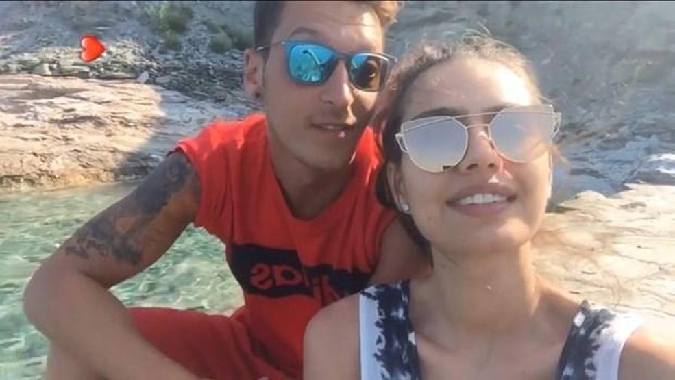 Amine Gülşe ile Tolgahan Sayışman dostluğunu kıskançlık mı bitirdi