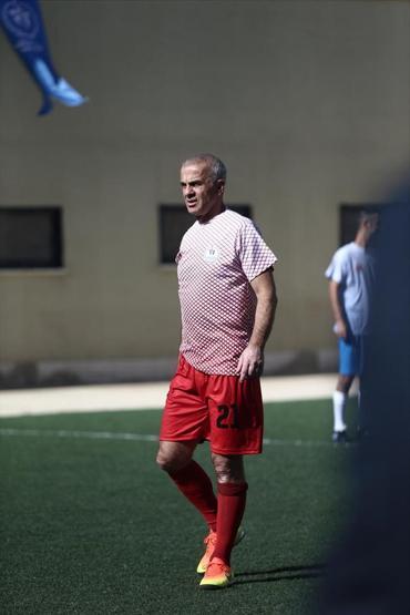 Futbolun efsaneleri hükümlülerle buluştu